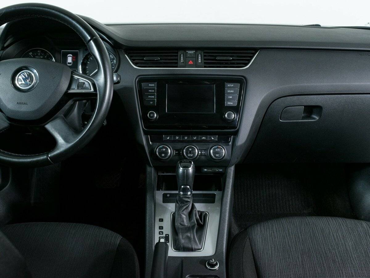 Купить Шкода Октавия, 2015, 171 711 км.. Фото: #11