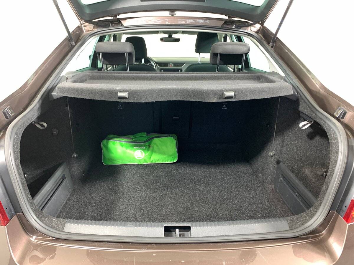 Купить Шкода Октавия, 2018, 116 734 км.. Фото: #18