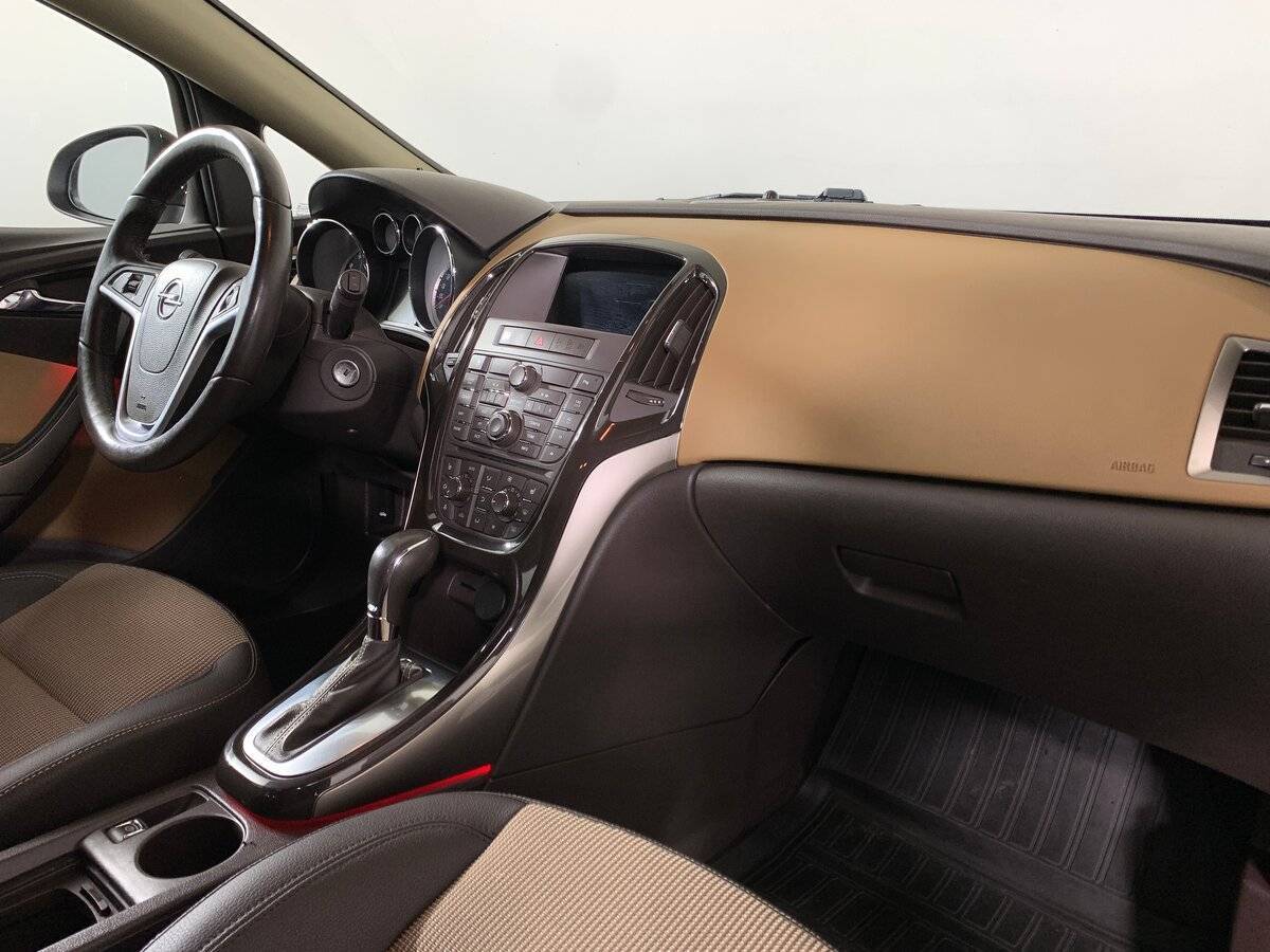 Купить Опель Астра, 2013, 98 007 км.. Фото: #11