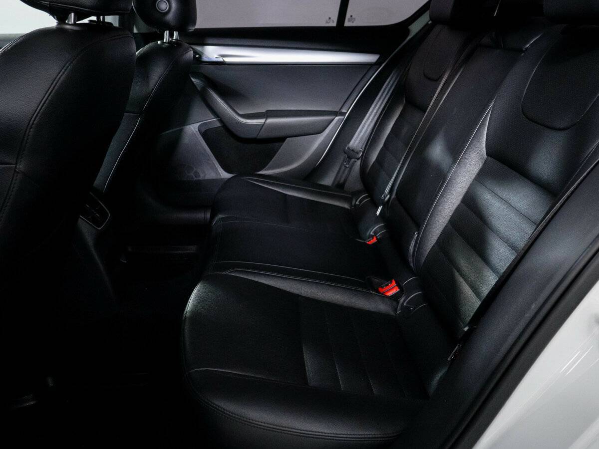 Купить Шкода Октавия, 2016, 185 139 км.. Фото: #9