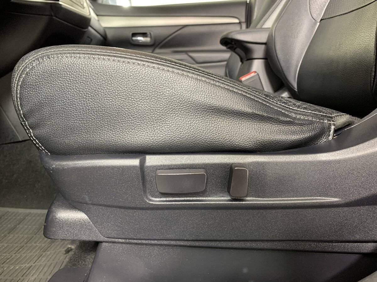 Купить Митсубиши Оутлэндер, 2013, 157 272 км.. Фото: #15