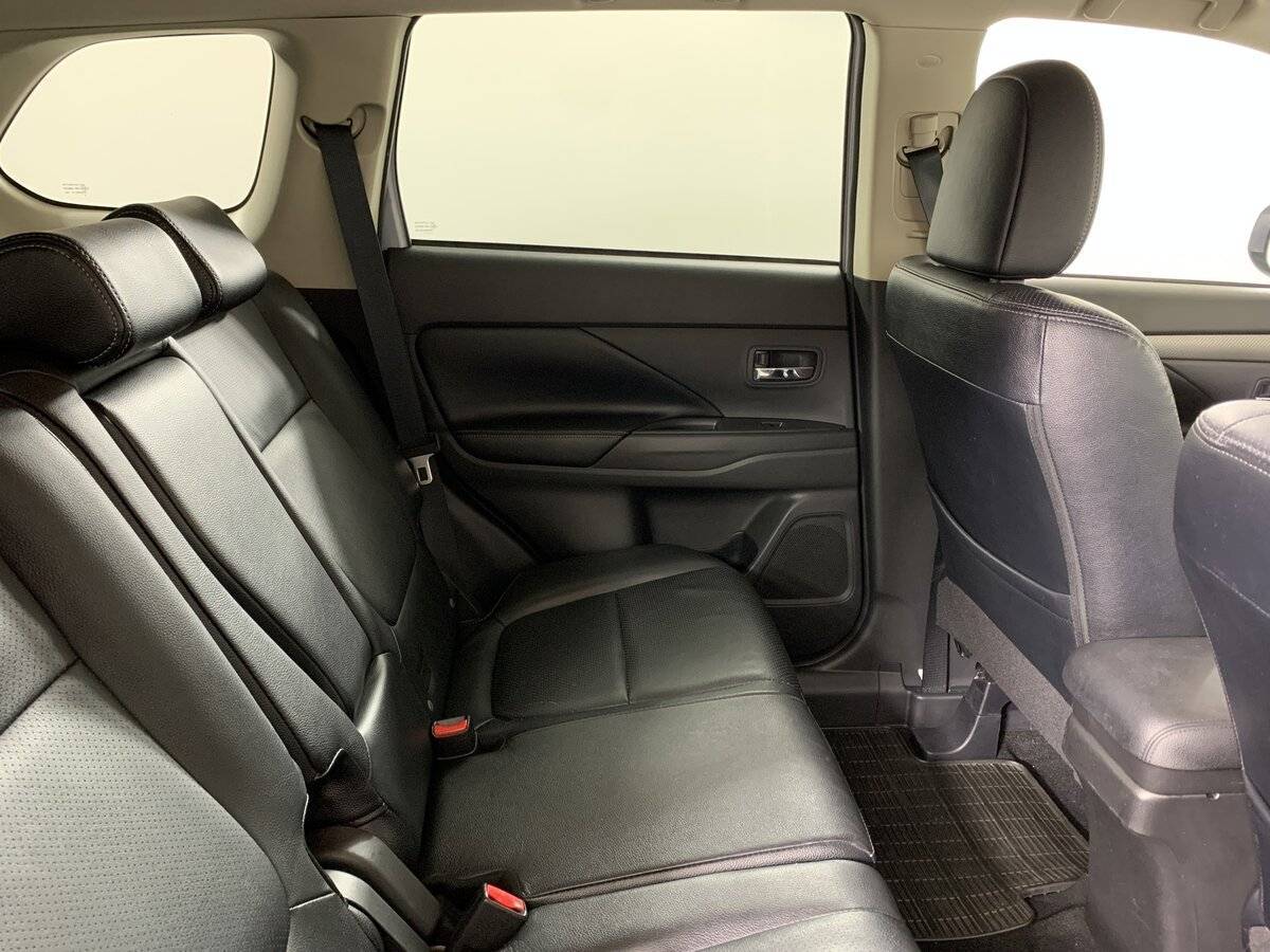 Купить Митсубиши Оутлэндер, 2013, 157 272 км.. Фото: #16