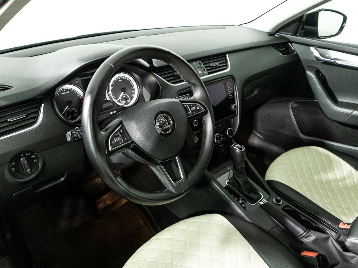 Купить Шкода Октавия, 2018, 150 580 км.. Фото: #10