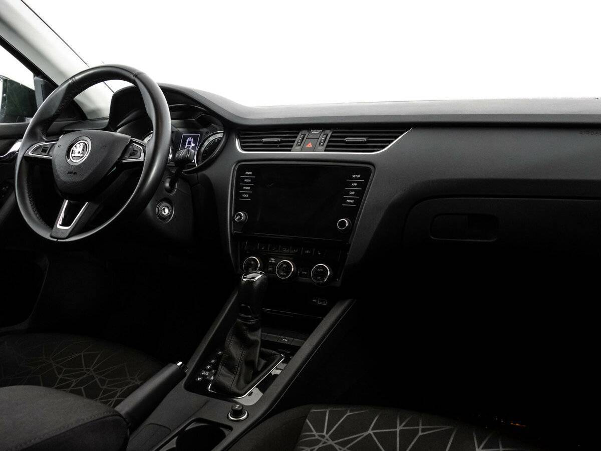 Купить Шкода Октавия, 2020, 133 526 км.. Фото: #6