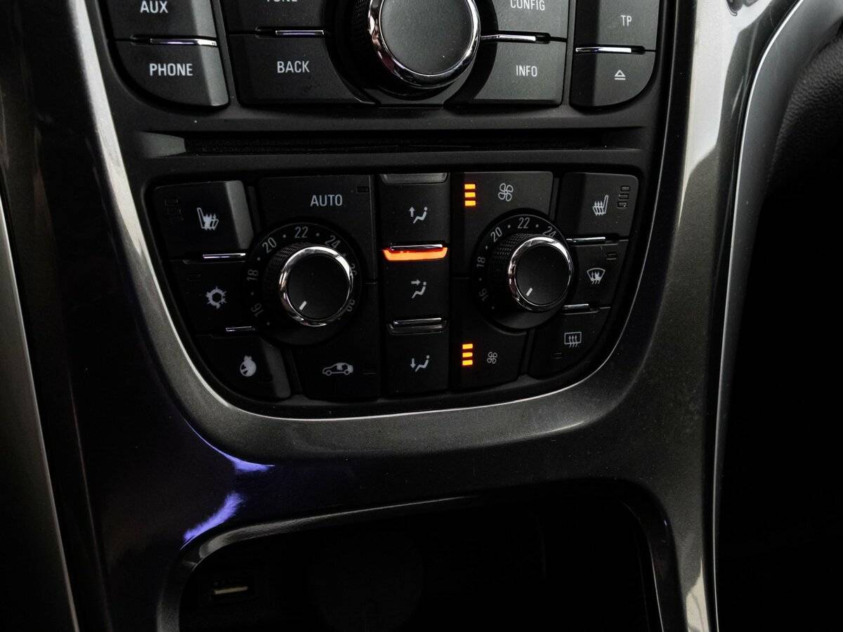 Купить Опель Астра, 2012, 115 946 км.. Фото: #13