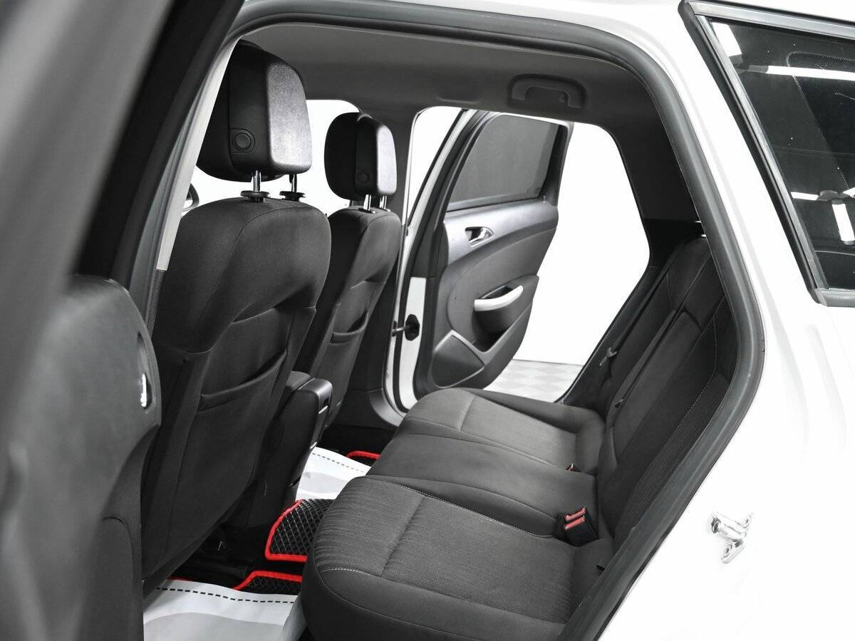 Купить Опель Астра, 2012, 162 000 км.. Фото: #12