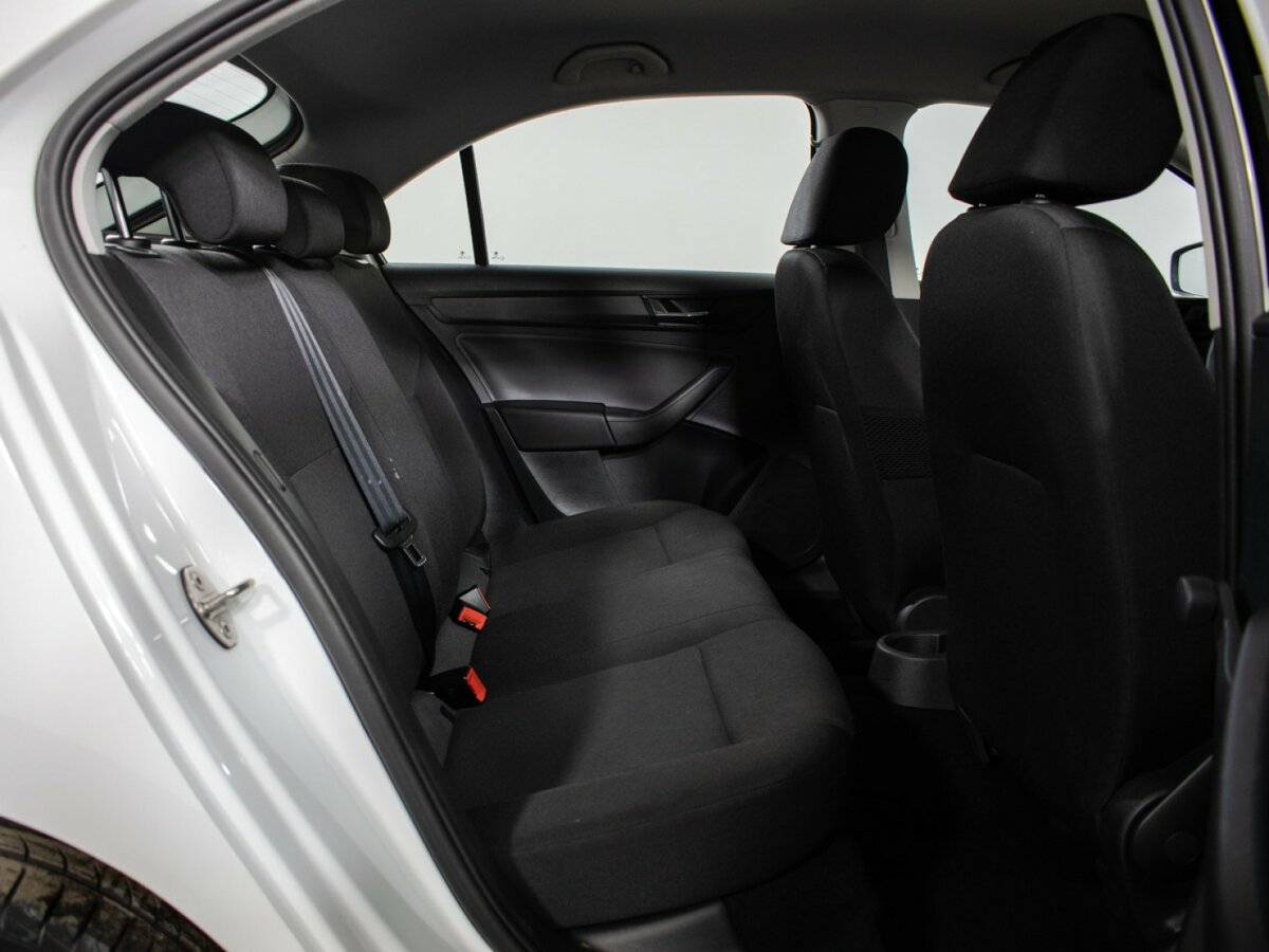 Купить Шкода Рапид, 2017, 60 385 км.. Фото: #9