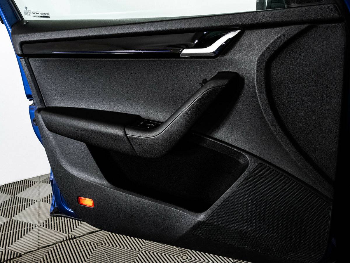 Купить Шкода Октавия, 2019, 55 817 км.. Фото: #15