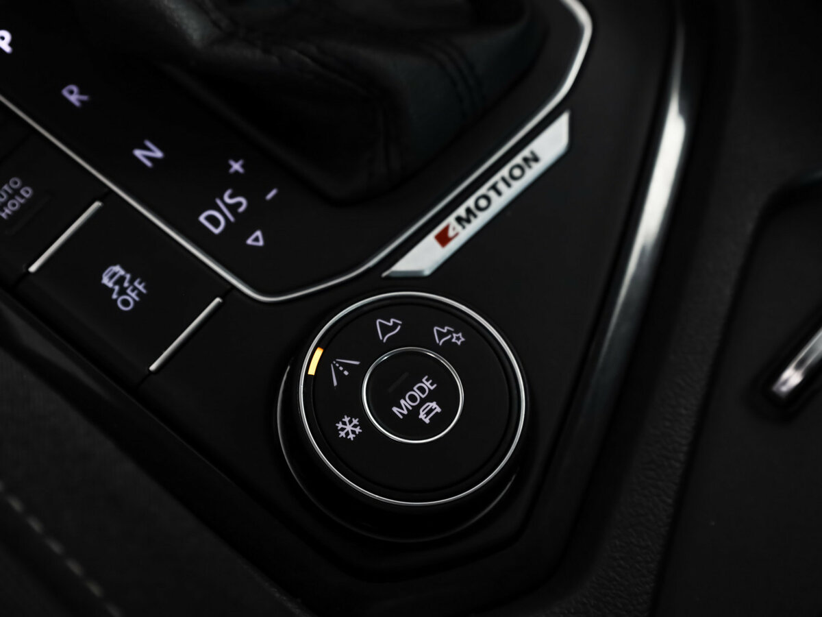 Купить Фольксваген Тигуан, 2017, 184 995 км.. Фото: #17