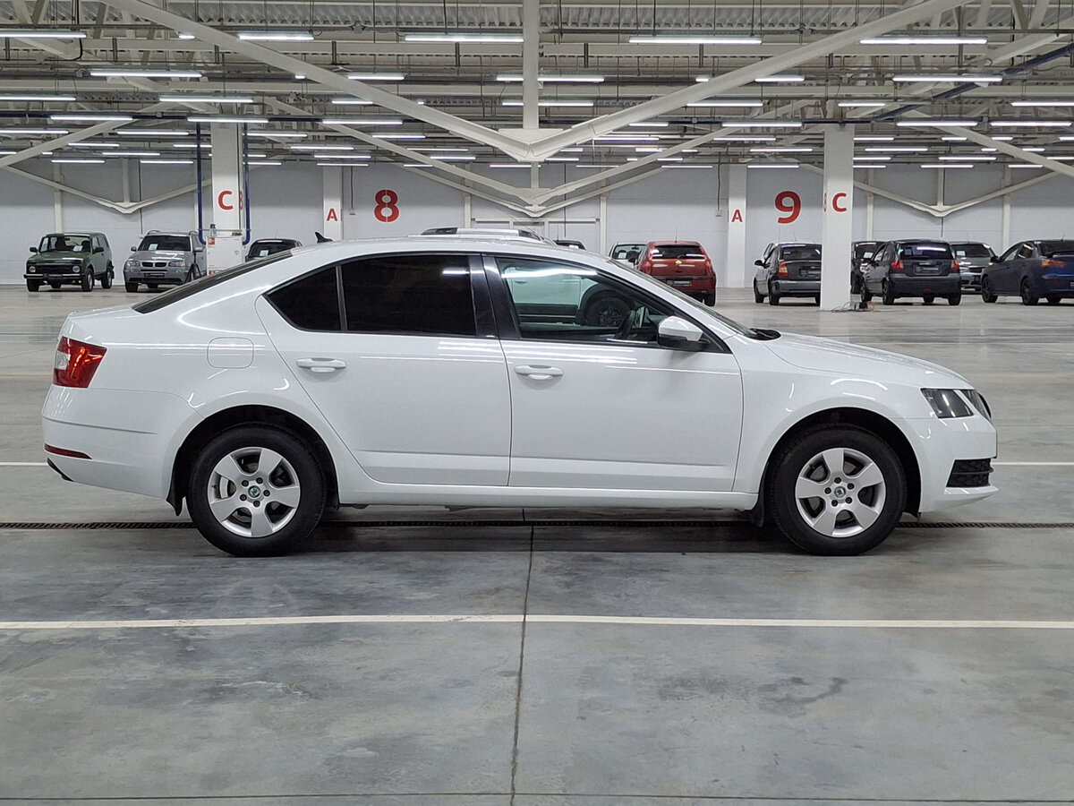 Купить Шкода Октавия, 2018, 227 203 км.. Фото: #3