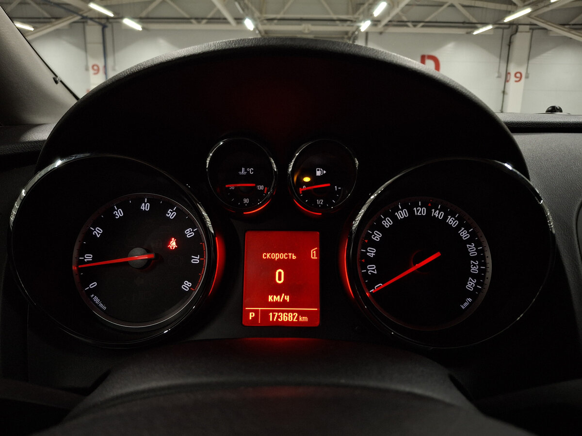 Купить Опель Астра, 2013, 173 682 км.. Фото: #12