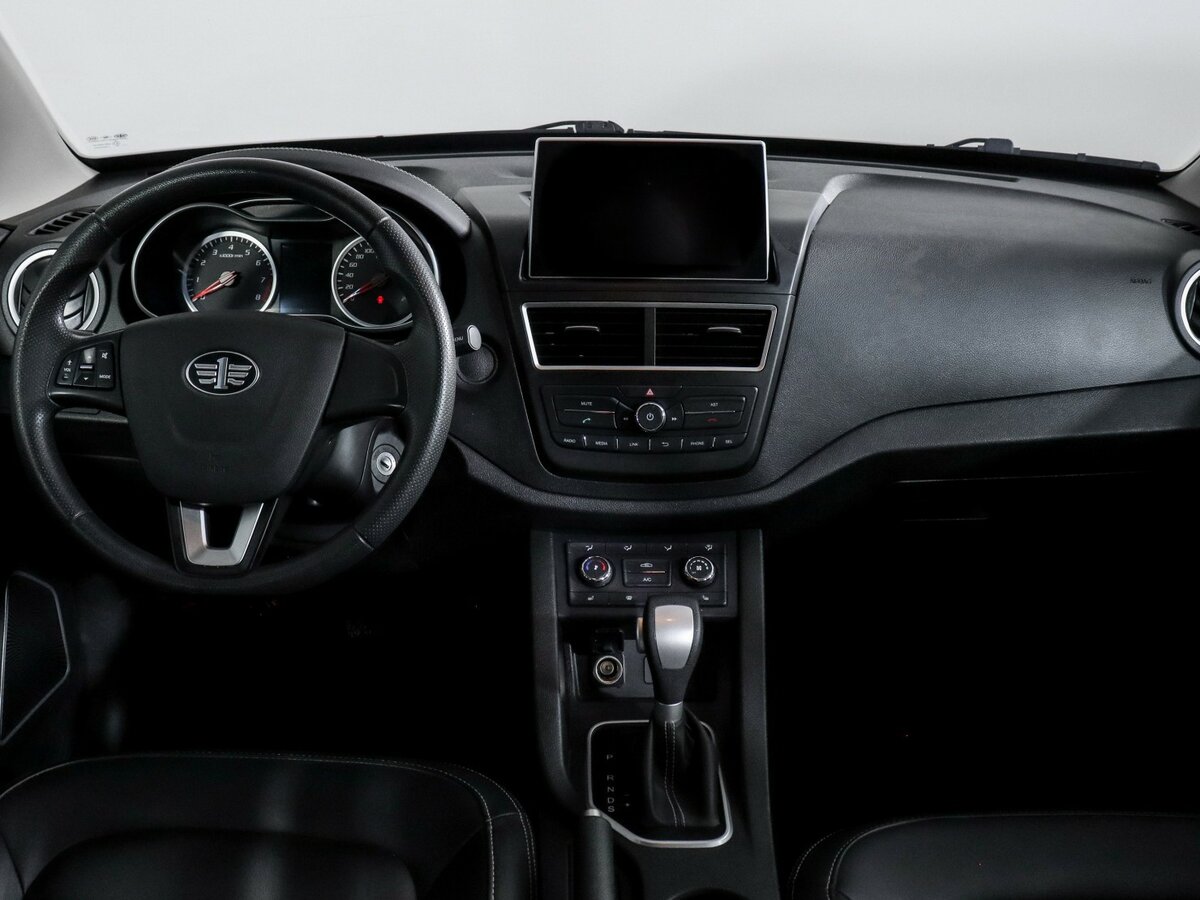 Купить ФАВ Бестюрн Икс40, 2021, 91 614 км.. Фото: #9