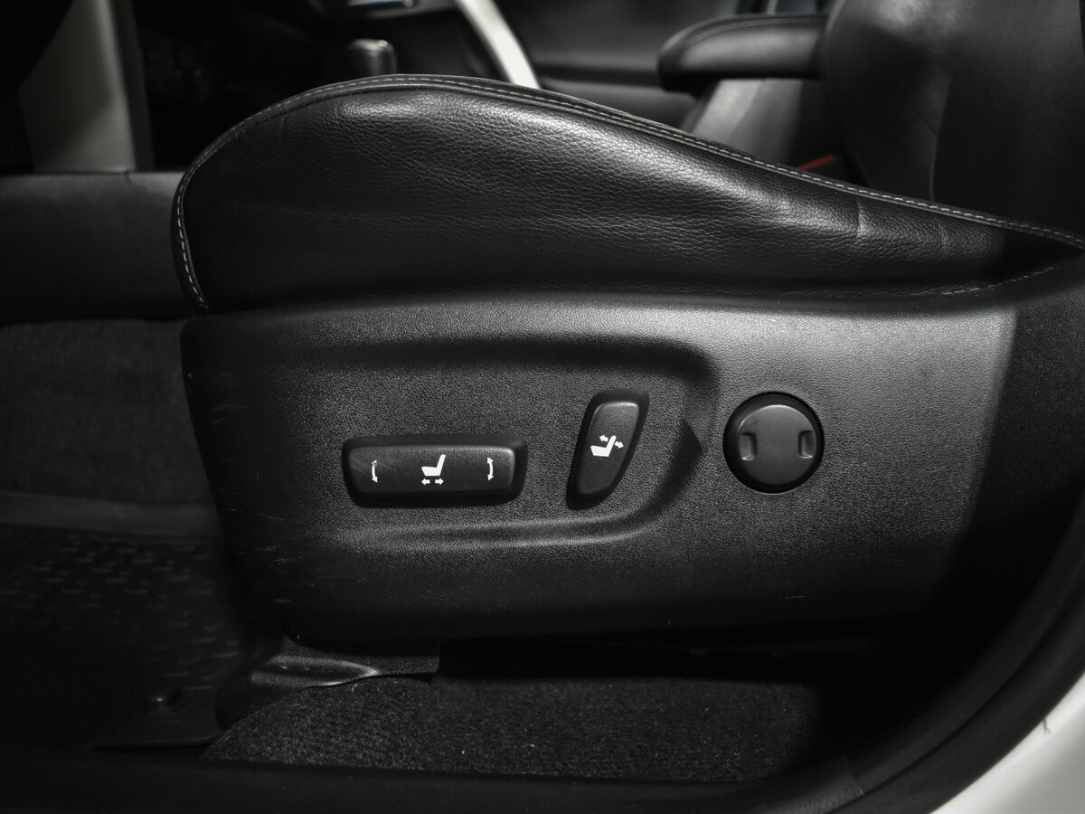 Купить Тойота Рав4, 2015, 175 959 км.. Фото: #8