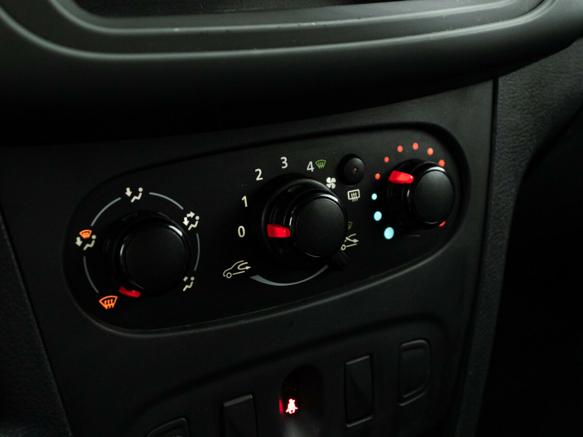 Купить Рено Логан, 2019, 166 258 км.. Фото: #13